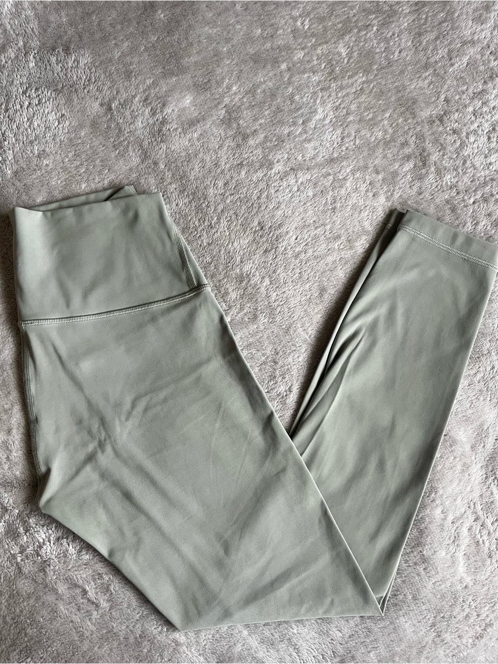 Lululemon Wunder Under High-Rise Leggings 25" FullOn Luxtreme size 6 in Sea Moss